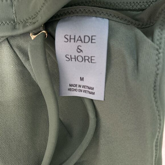 Shade & Shore Green Plunging Bikini Top – Size Medium (NWT) - Picture 3 of 5